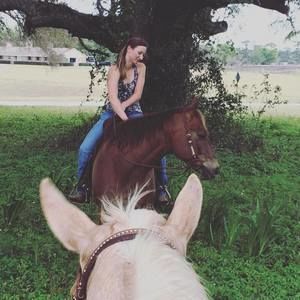 Meet your Posher, Kahlianne